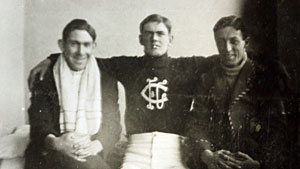 Rogers center circa 1913.jpgPictures obtained through Carltonfc.com.au as provided by relatives of Willie Rogers (Erin Forbes)