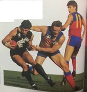 1988 Rd 11 Steve Da Rui Shrugs Off Micky Conlan.