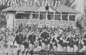 1986 Rd 8 - Blues on warm-up lap.